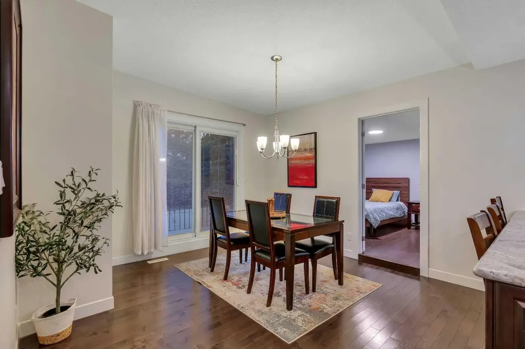 4143 Varsity Road NW Calgary AB T3B 2Y5