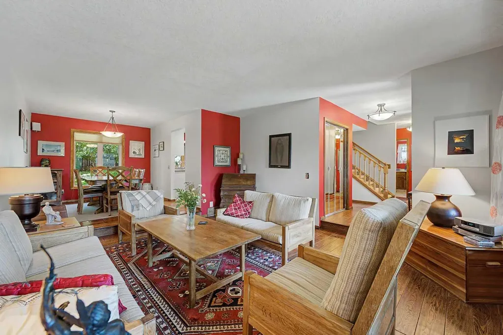 75 Deerbrook Road SE Calgary AB T2J 6G5
