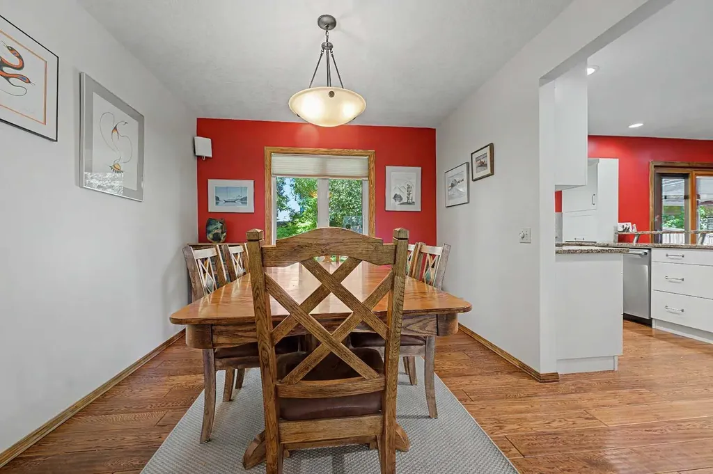 75 Deerbrook Road SE Calgary AB T2J 6G5