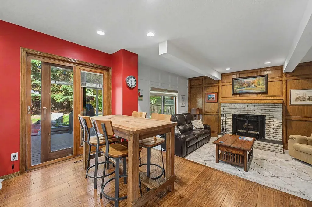 75 Deerbrook Road SE Calgary AB T2J 6G5
