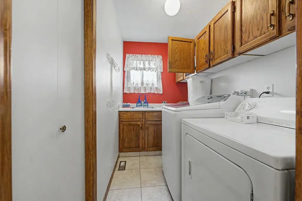 75 Deerbrook Road SE Calgary AB T2J 6G5