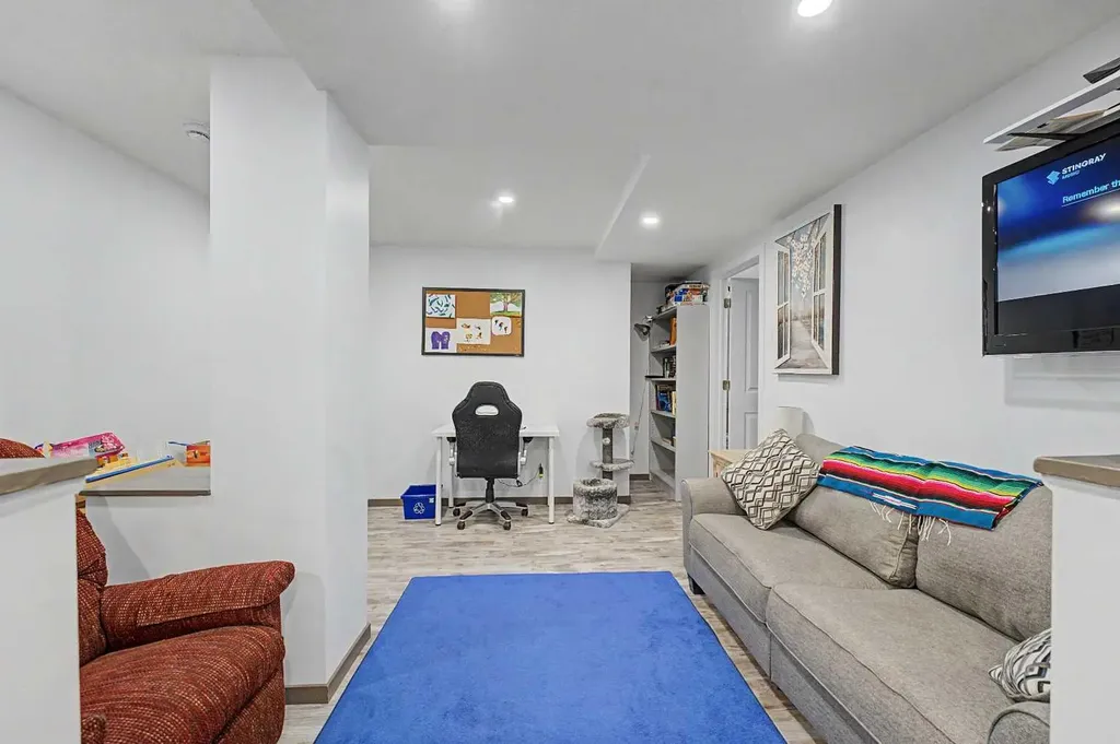 75 Deerbrook Road SE Calgary AB T2J 6G5