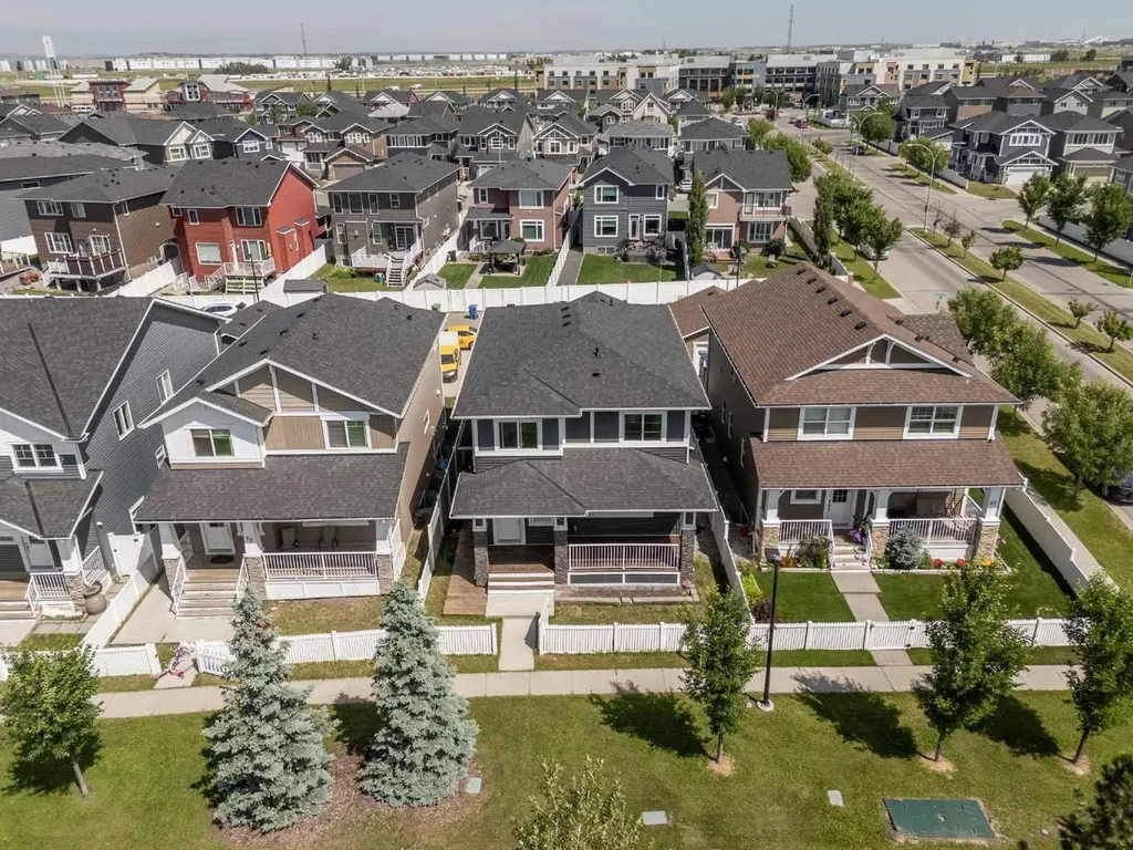 63 Redstone Gardens NE Calgary AB T3N 0J8