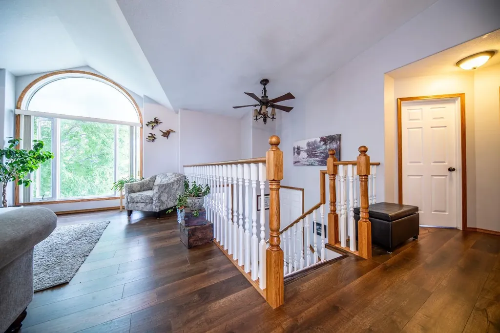 10905 91 Street Grande Prairie AB T8X 1K3