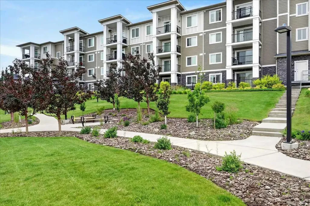 450 Sage Valley Drive NW Calgary AB T3R 0V5
