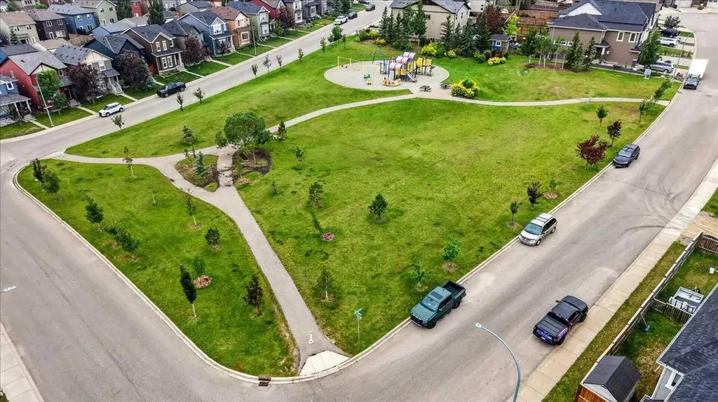 450 Sage Valley Drive NW Calgary AB T3R 0V5