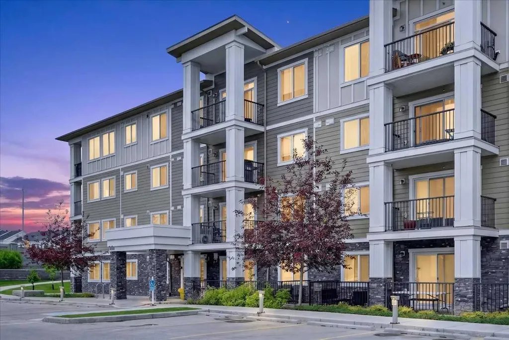 450 Sage Valley Drive NW Calgary AB T3R 0V5