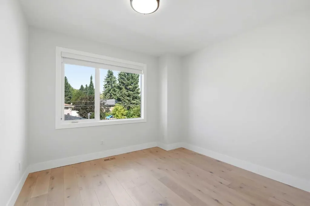 3325 42 Street SW Calgary AB T3E 3M5