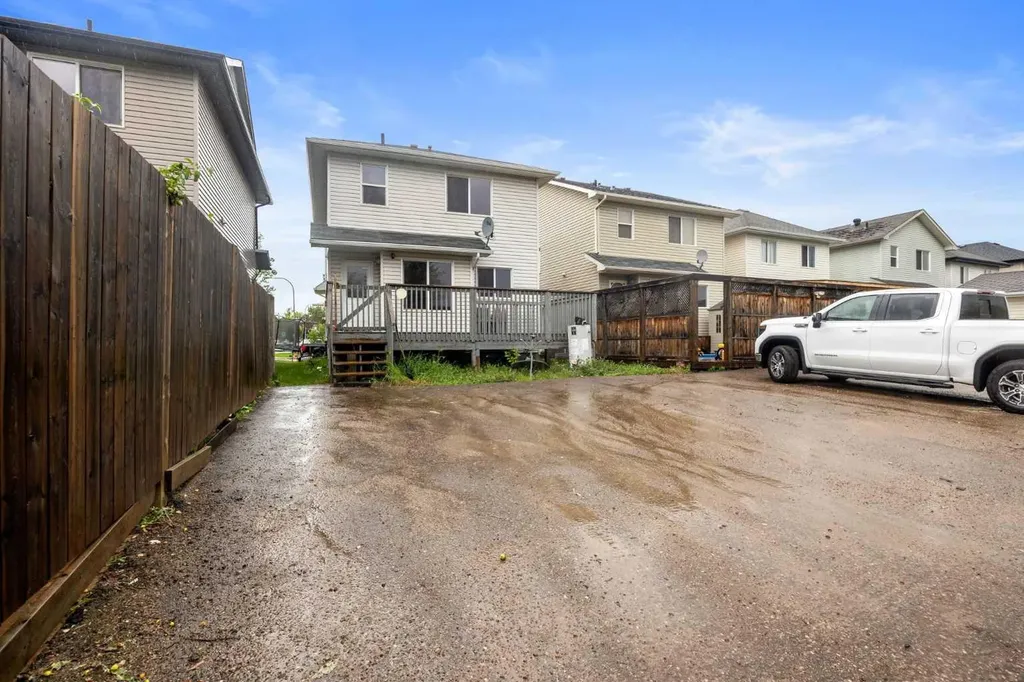181 Grouse Way Fort Mcmurray AB T9K 0L6