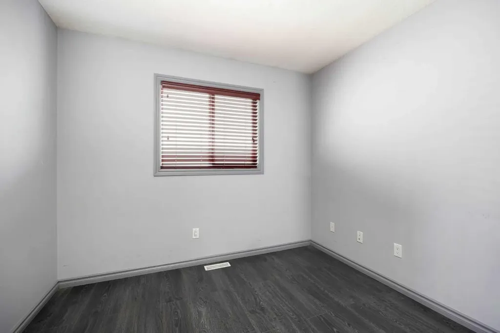 181 Grouse Way Fort Mcmurray AB T9K 0L6