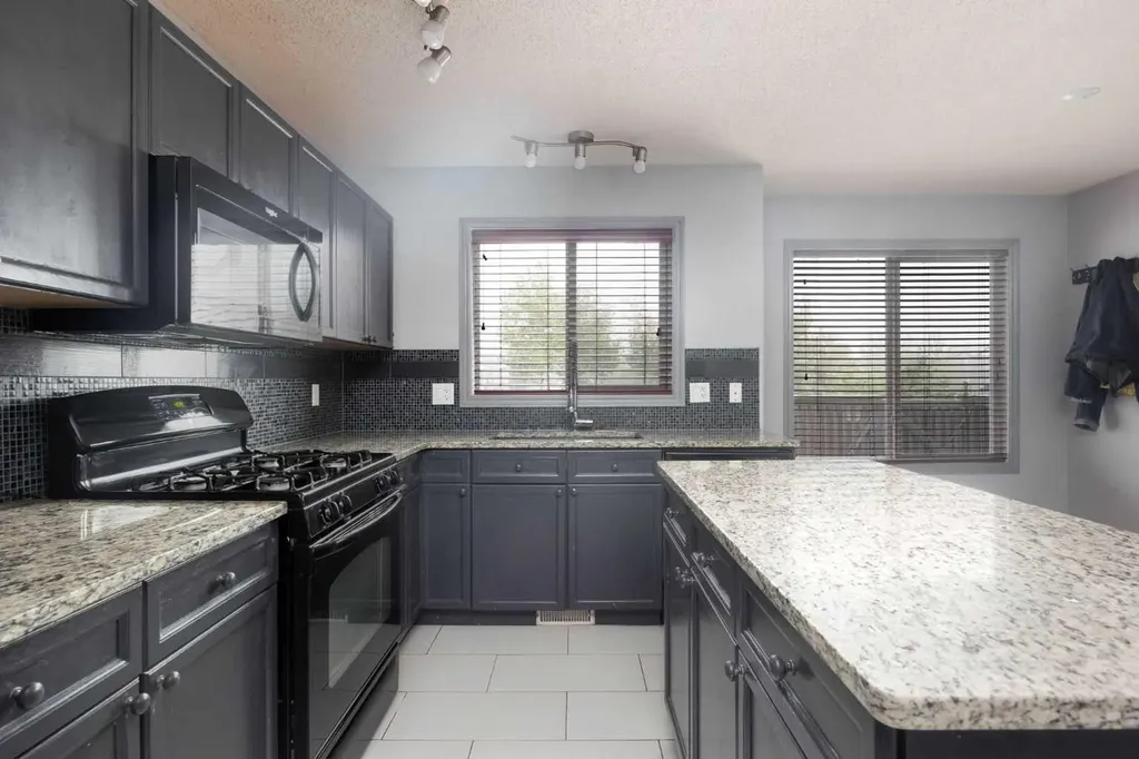 181 Grouse Way Fort Mcmurray AB T9K 0L6