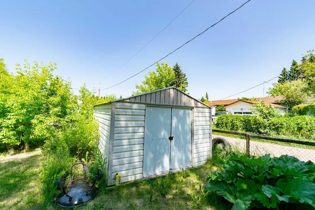 4 48a Street Close Alix AB T0C 0B0