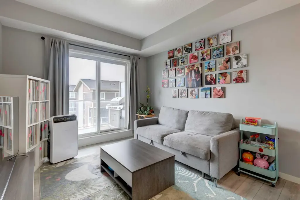 370 Harvest Hills Common NE Calgary AB T3K 2M8