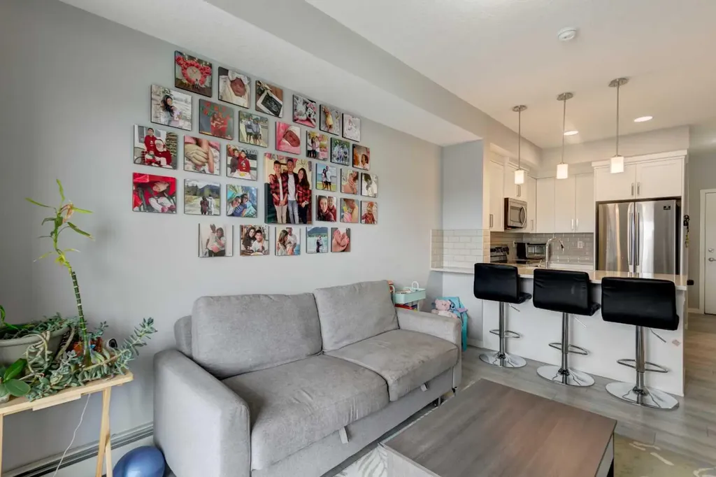 370 Harvest Hills Common NE Calgary AB T3K 2M8