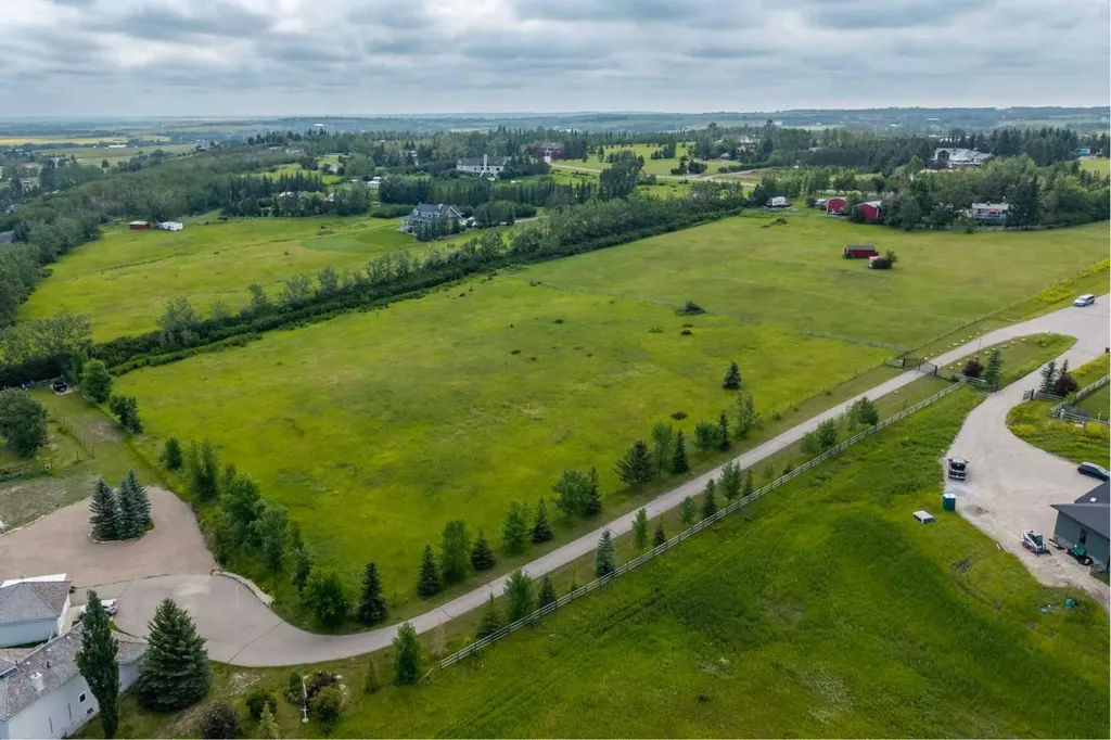 18 Street 258 Avenue E Rural Foothills County AB T1S 4E9
