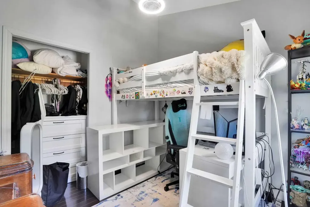 1141 Regent Crescent NE Calgary AB T2E5J6