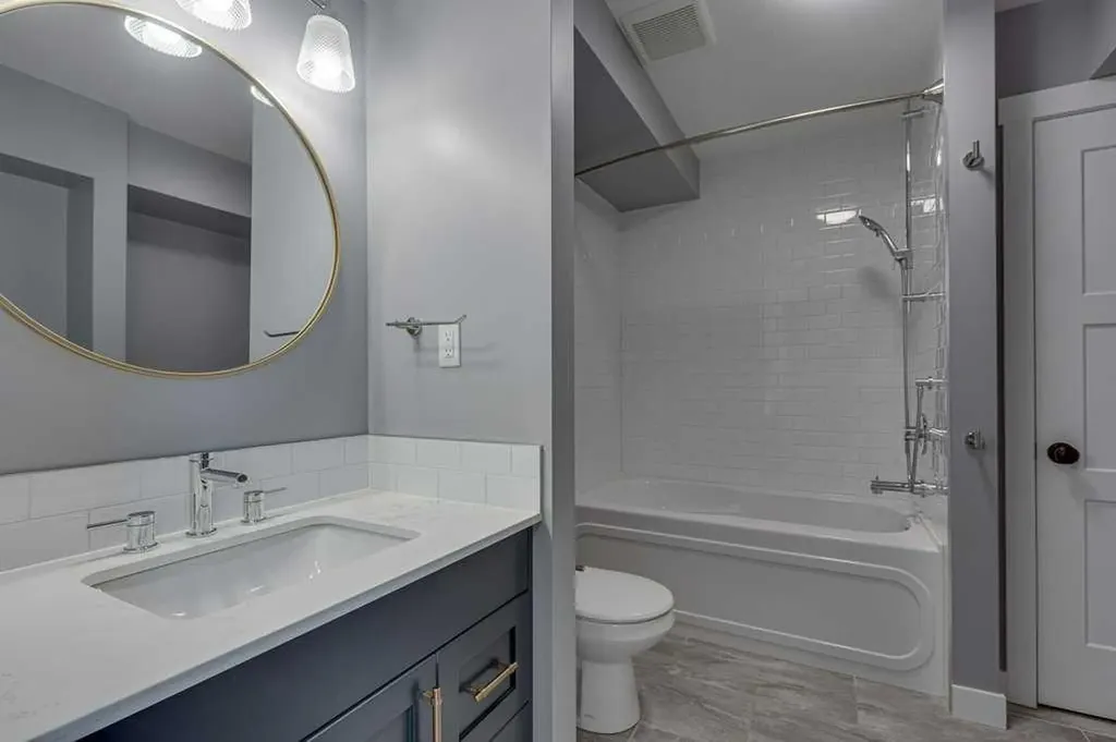 129 Duncan Crescent Red Deer AB T4R 1W3
