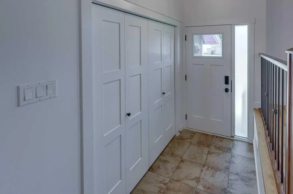 129 Duncan Crescent Red Deer AB T4R 1W3