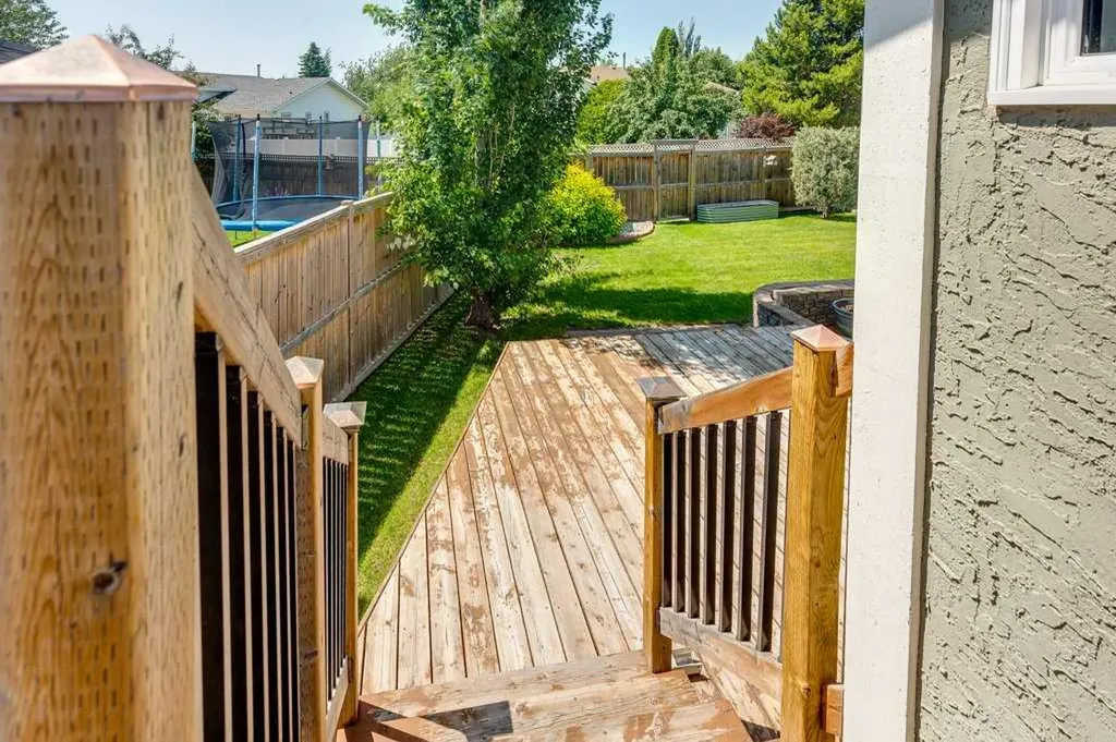 129 Duncan Crescent Red Deer AB T4R 1W3