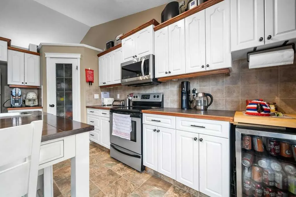 190 Ranchlands Boulevard NE Medicine Hat AB T1C0E3