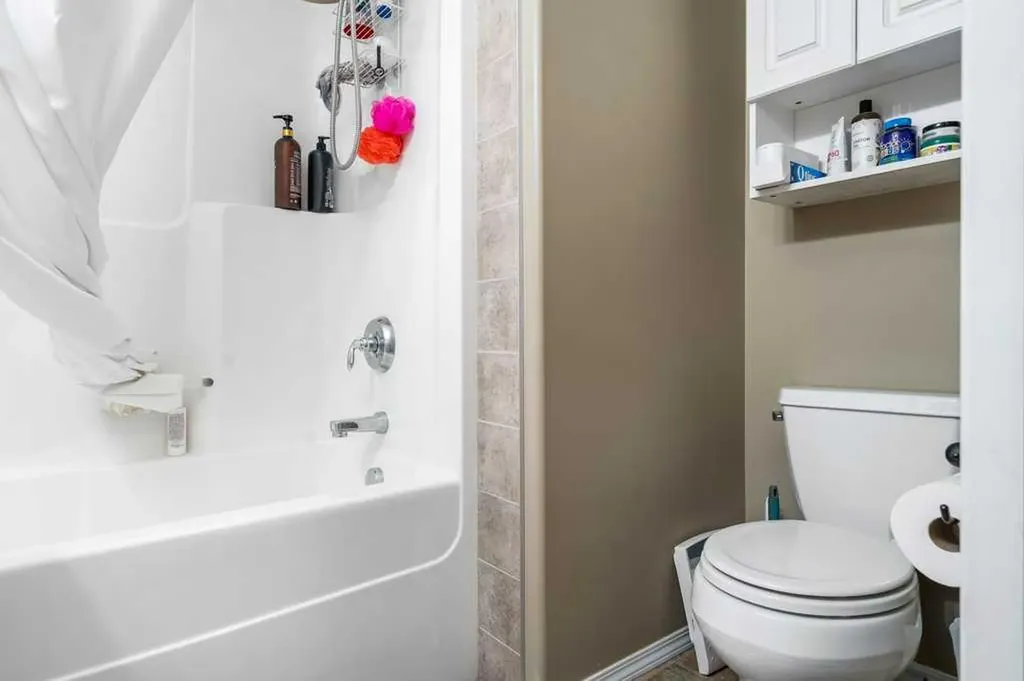 190 Ranchlands Boulevard NE Medicine Hat AB T1C0E3