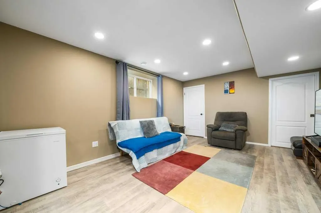 190 Ranchlands Boulevard NE Medicine Hat AB T1C0E3