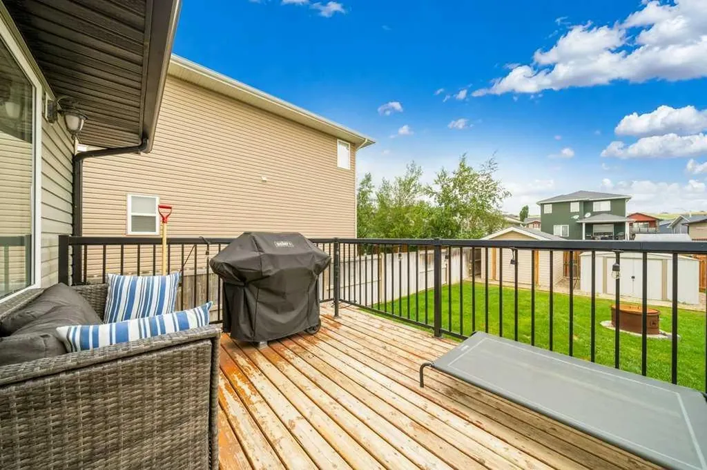 190 Ranchlands Boulevard NE Medicine Hat AB T1C0E3