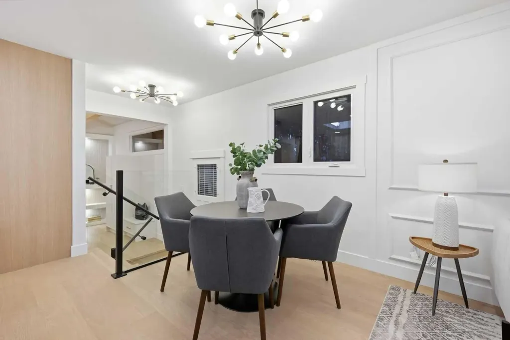 928 120 Avenue SE Calgary AB T2J 2K7