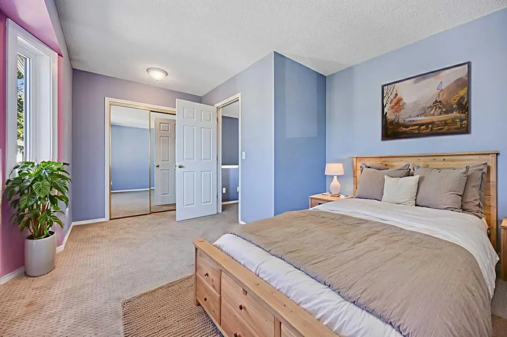 225 Killarney Glen Court SW Calgary AB T3E7H4