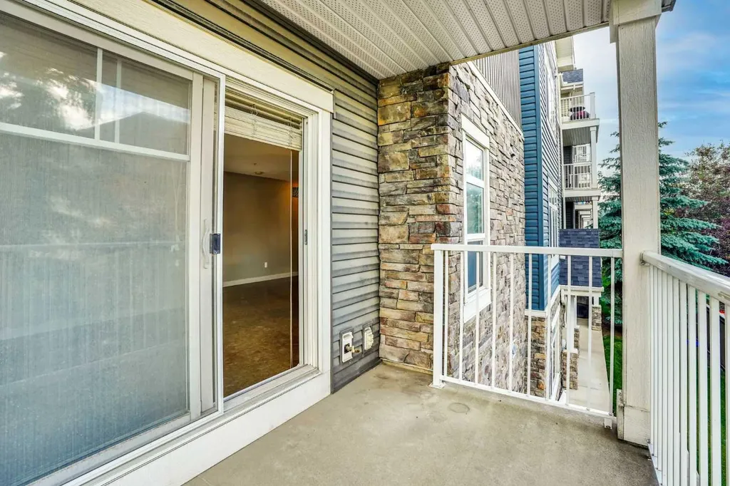 155 Skyview Ranch Way NE Calgary AB T3N 0L2