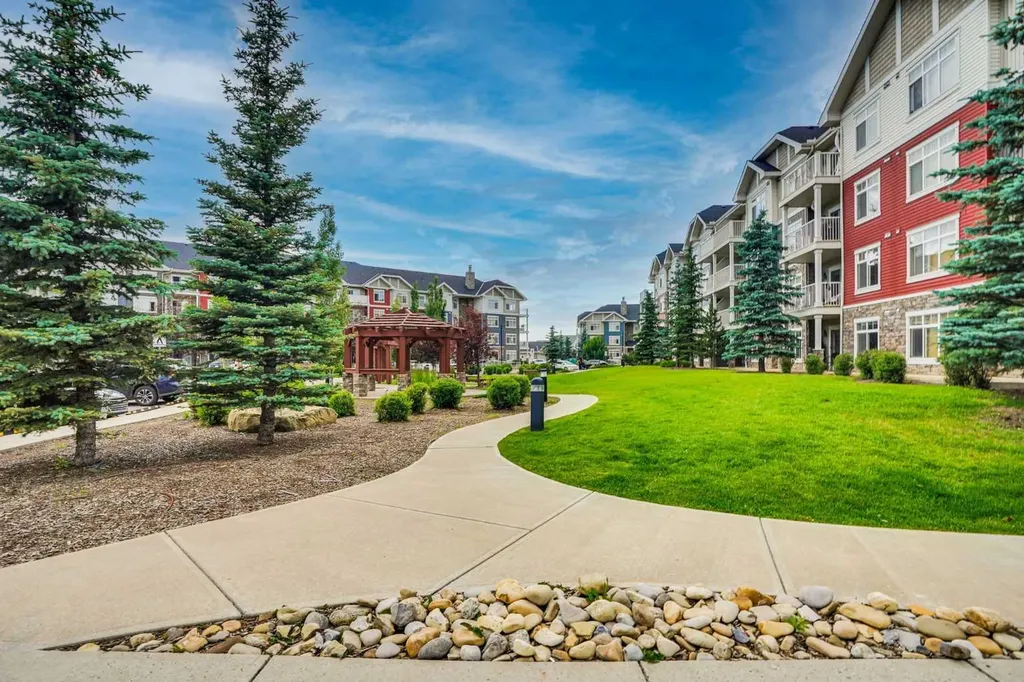 155 Skyview Ranch Way NE Calgary AB T3N 0L2