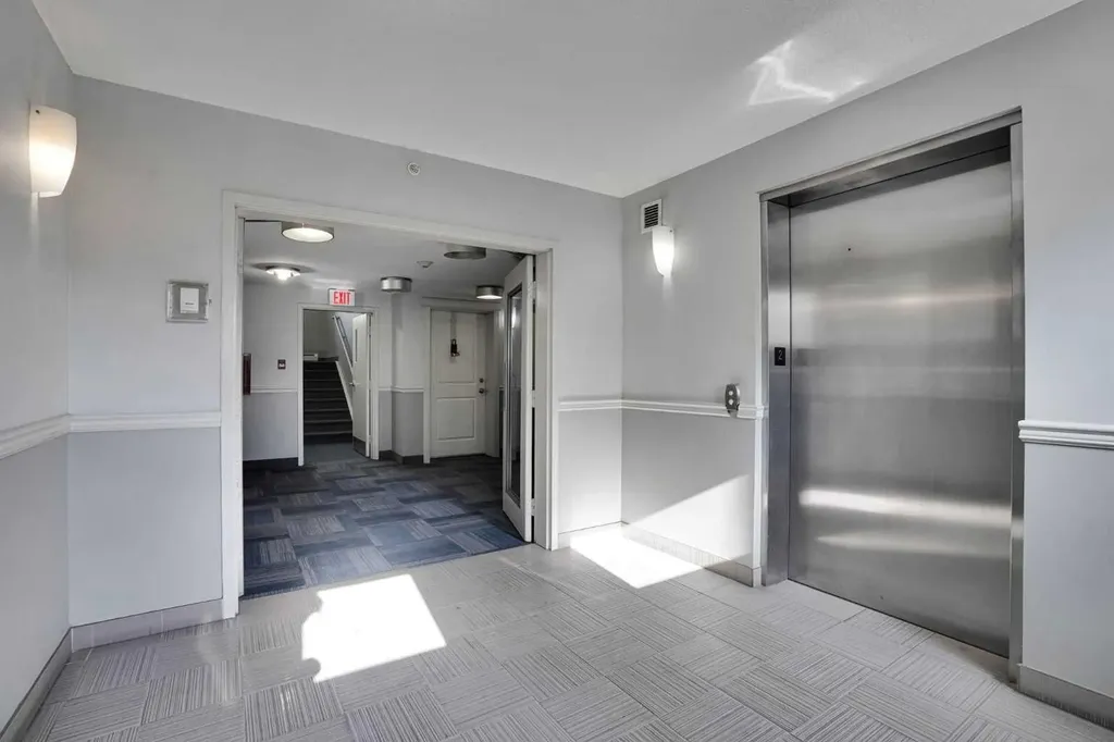 155 Skyview Ranch Way NE Calgary AB T3N 0L2