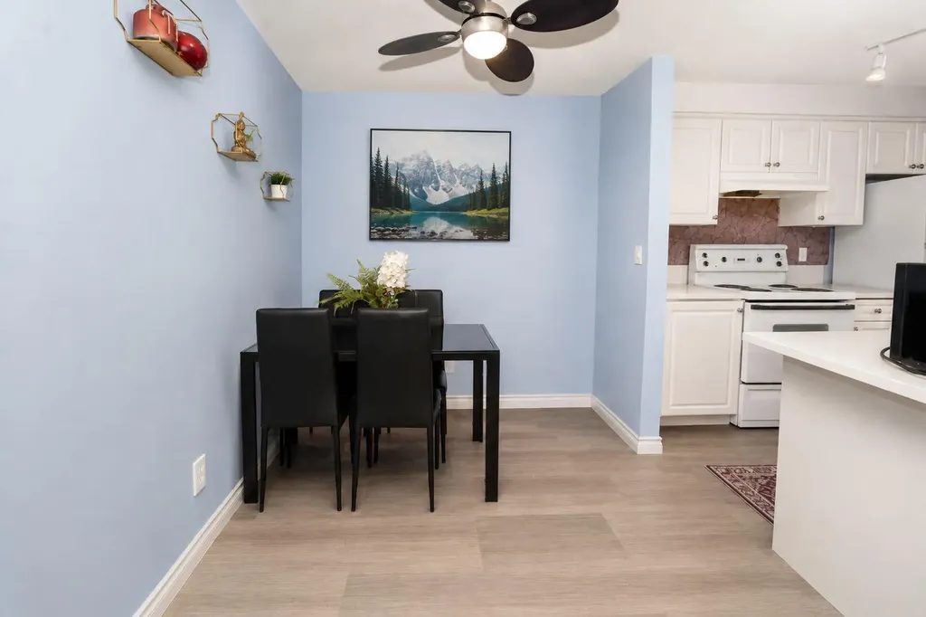 5555 Falsbridge Drive NE Calgary AB T3J 3E8