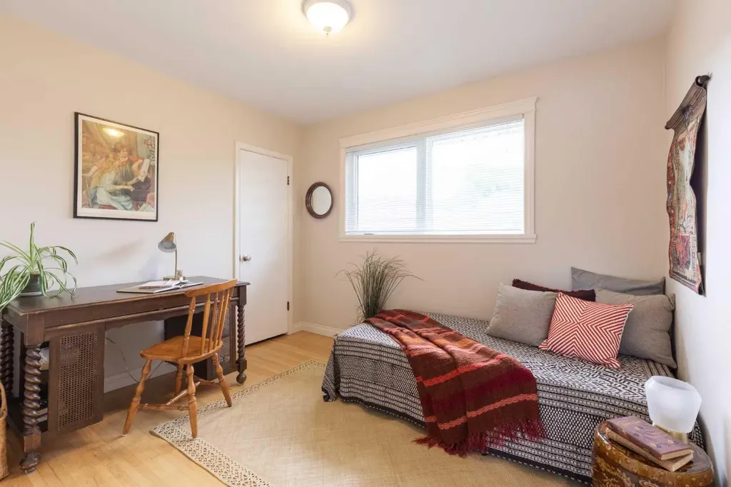 71 Kensington Avenue SW Medicine Hat AB T1B4W3