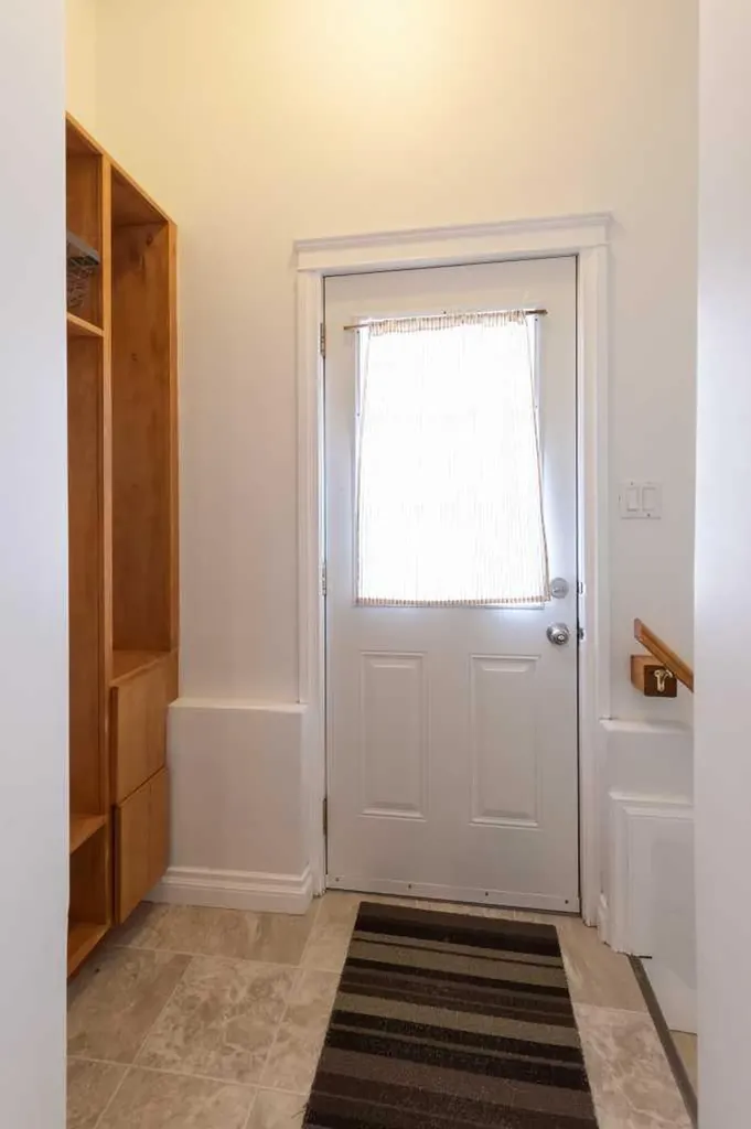 71 Kensington Avenue SW Medicine Hat AB T1B4W3