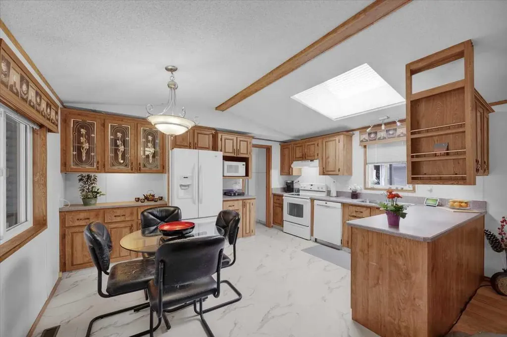 99 Arbour Lake Drive Calgary AB T3G 4E4