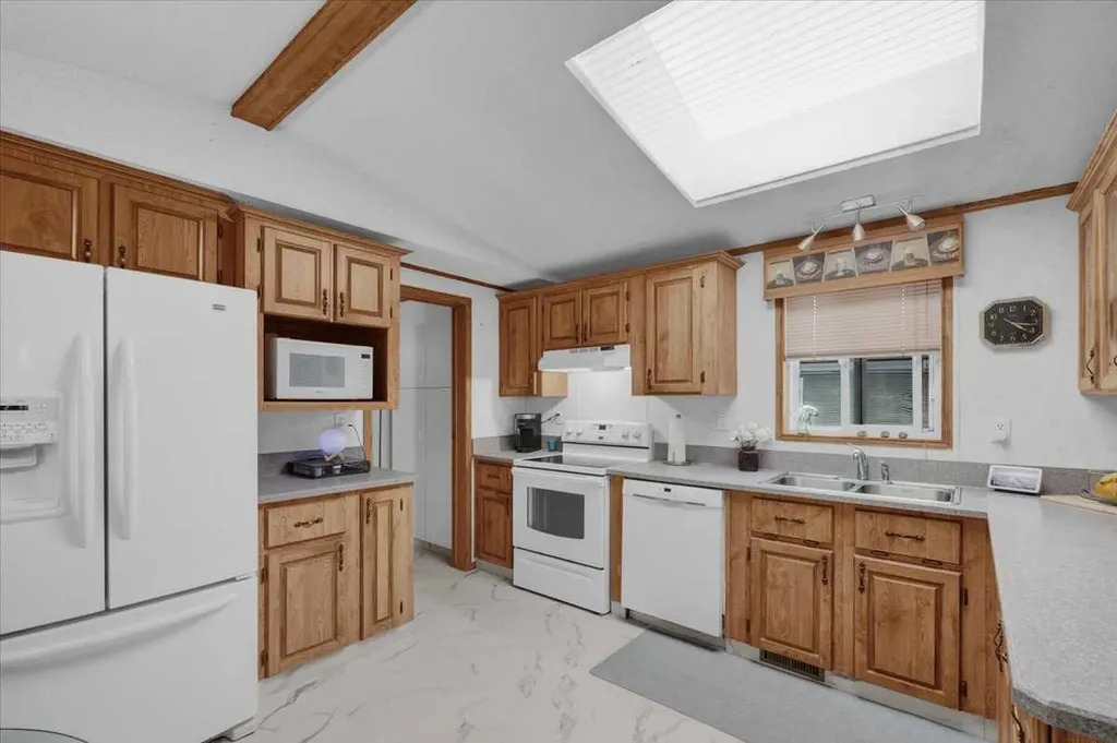 99 Arbour Lake Drive Calgary AB T3G 4E4