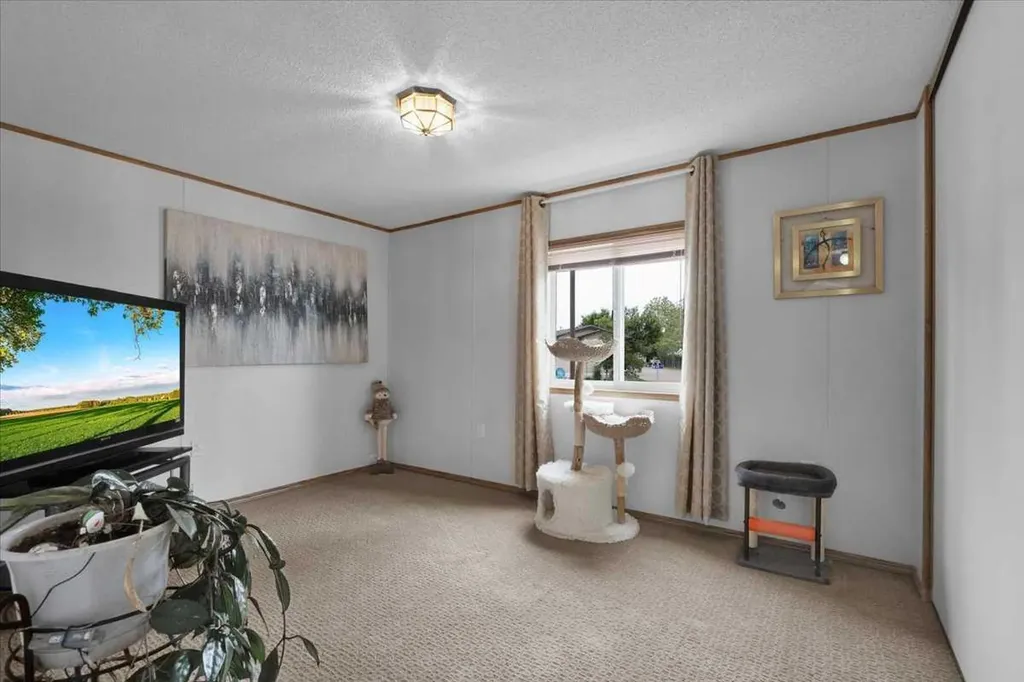 99 Arbour Lake Drive Calgary AB T3G 4E4