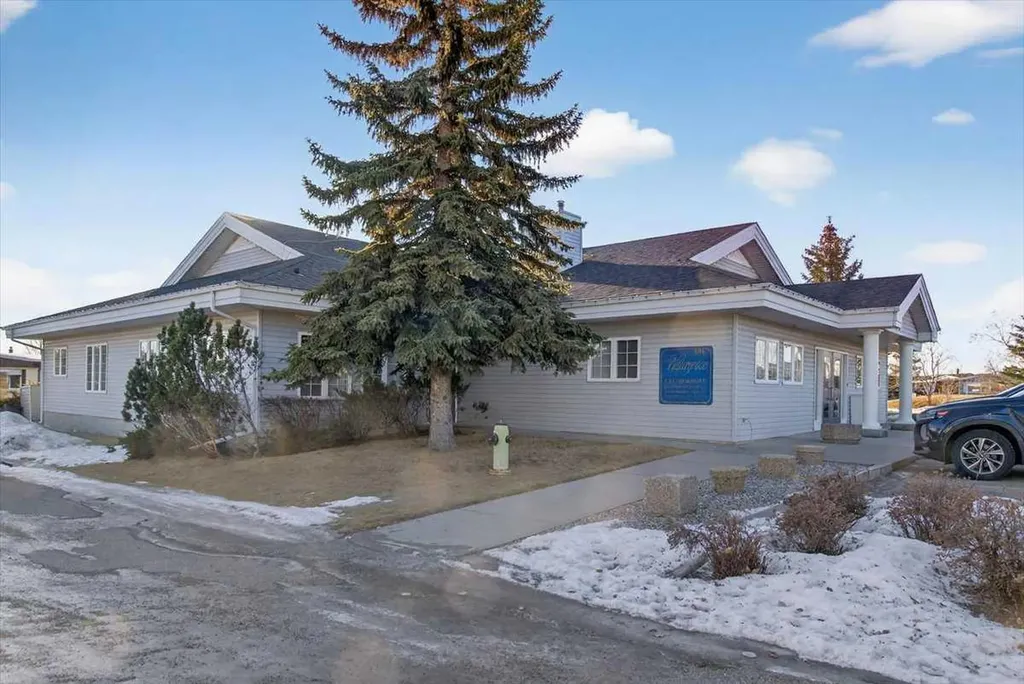 99 Arbour Lake Drive Calgary AB T3G 4E4