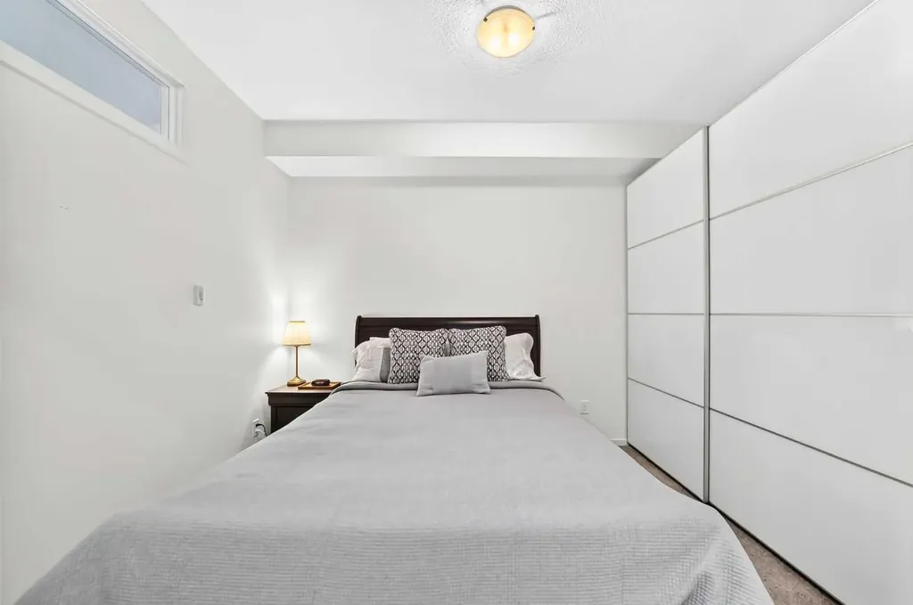 215 Legacy Boulevard SE Calgary AB T2X 3Z7