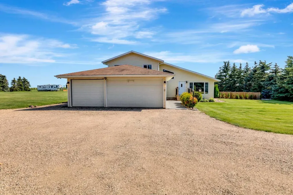 48541 Range Road 3263 Rural SK S0M 1R0