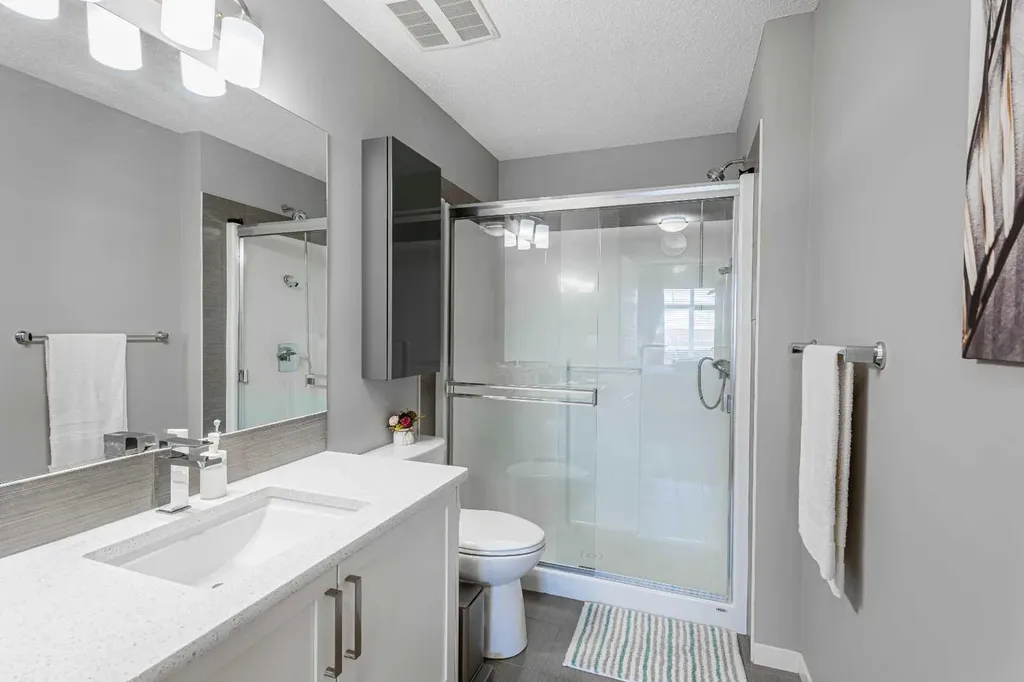 6603 New Brighton Avenue SE Calgary AB T2Z 5E5