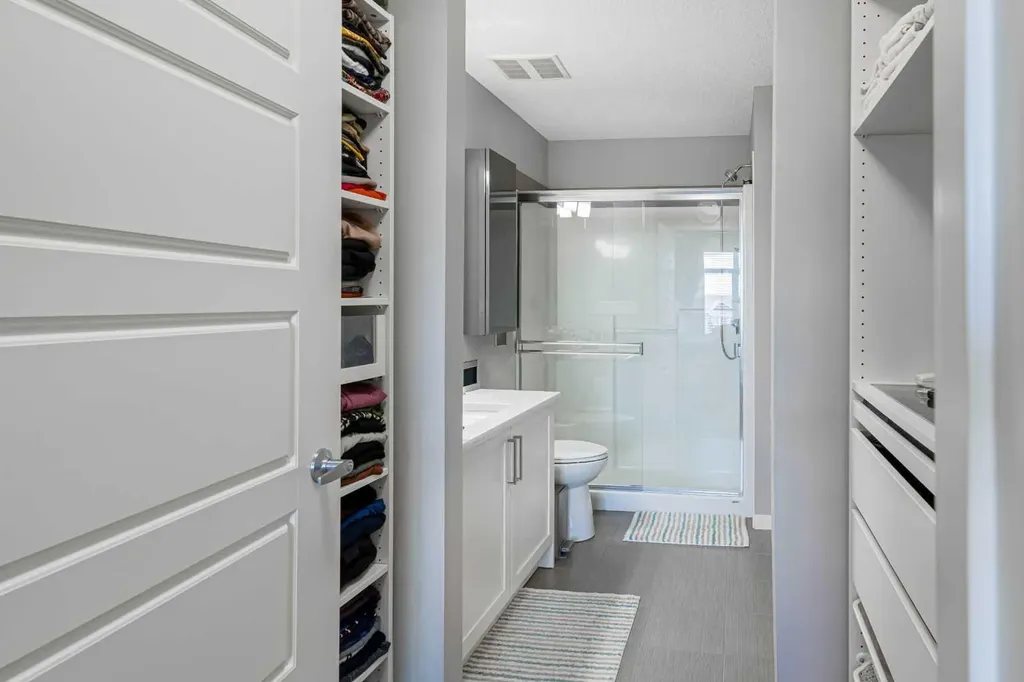 6603 New Brighton Avenue SE Calgary AB T2Z 5E5