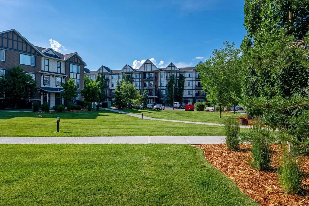 6603 New Brighton Avenue SE Calgary AB T2Z 5E5