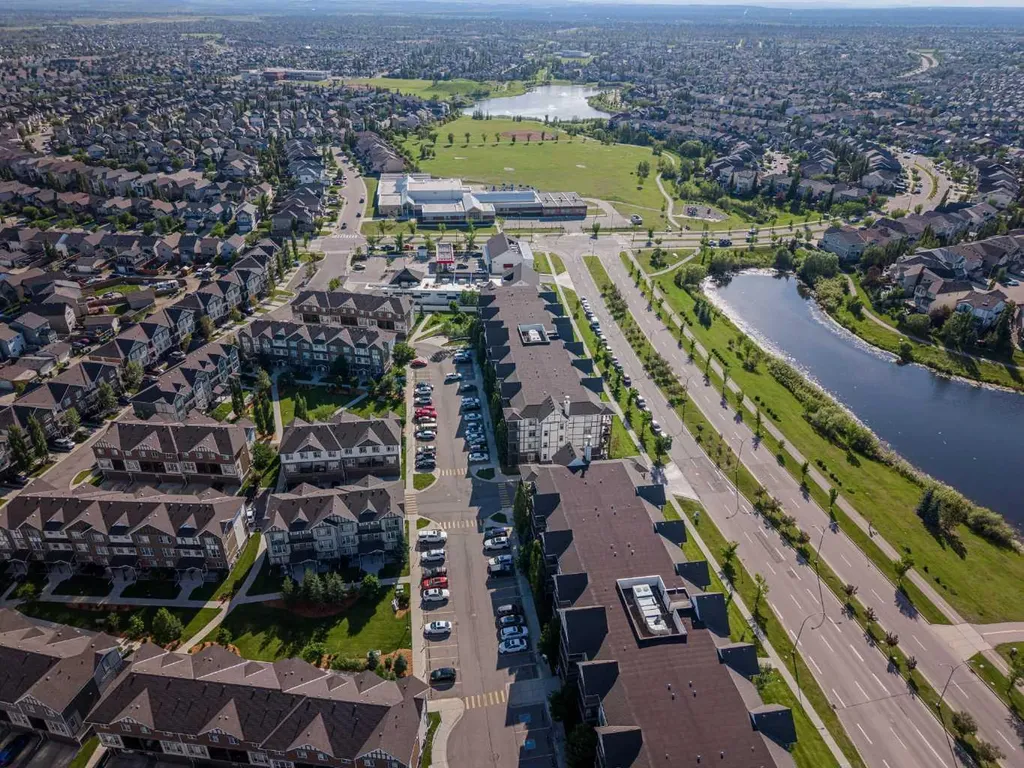 6603 New Brighton Avenue SE Calgary AB T2Z 5E5