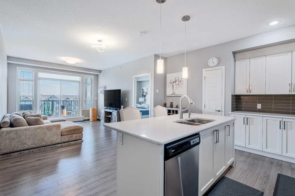 6603 New Brighton Avenue SE Calgary AB T2Z 5E5