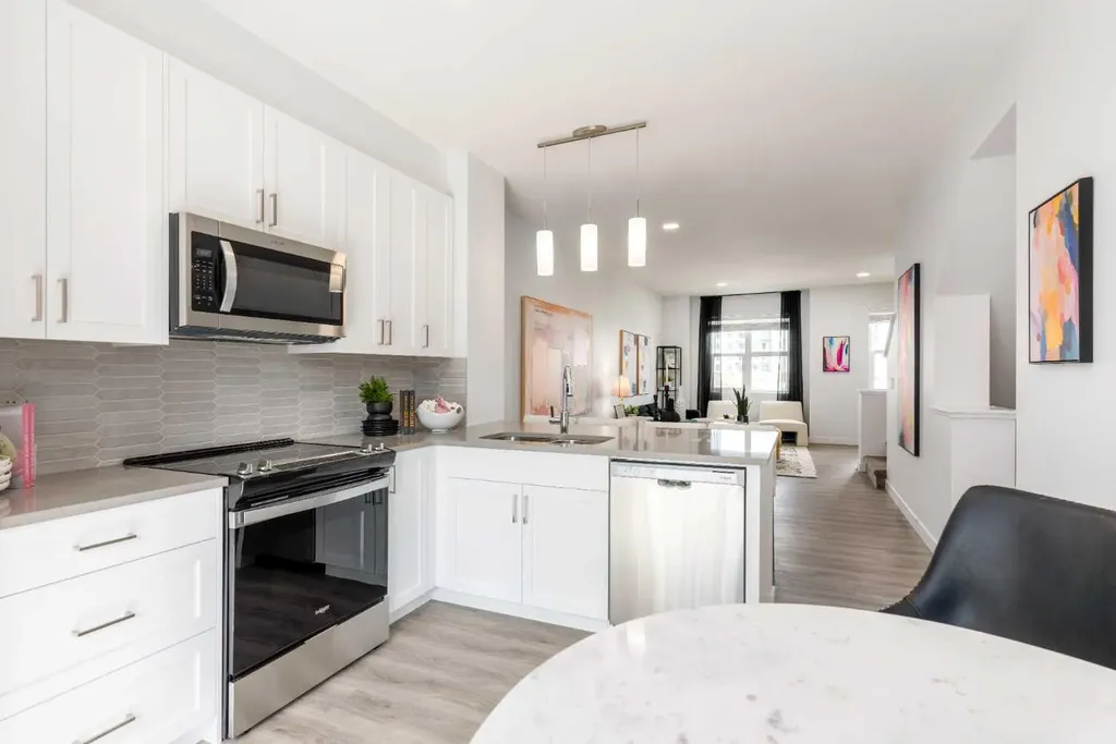 90 Heirloom Passage SE Calgary AB T3S 1H2