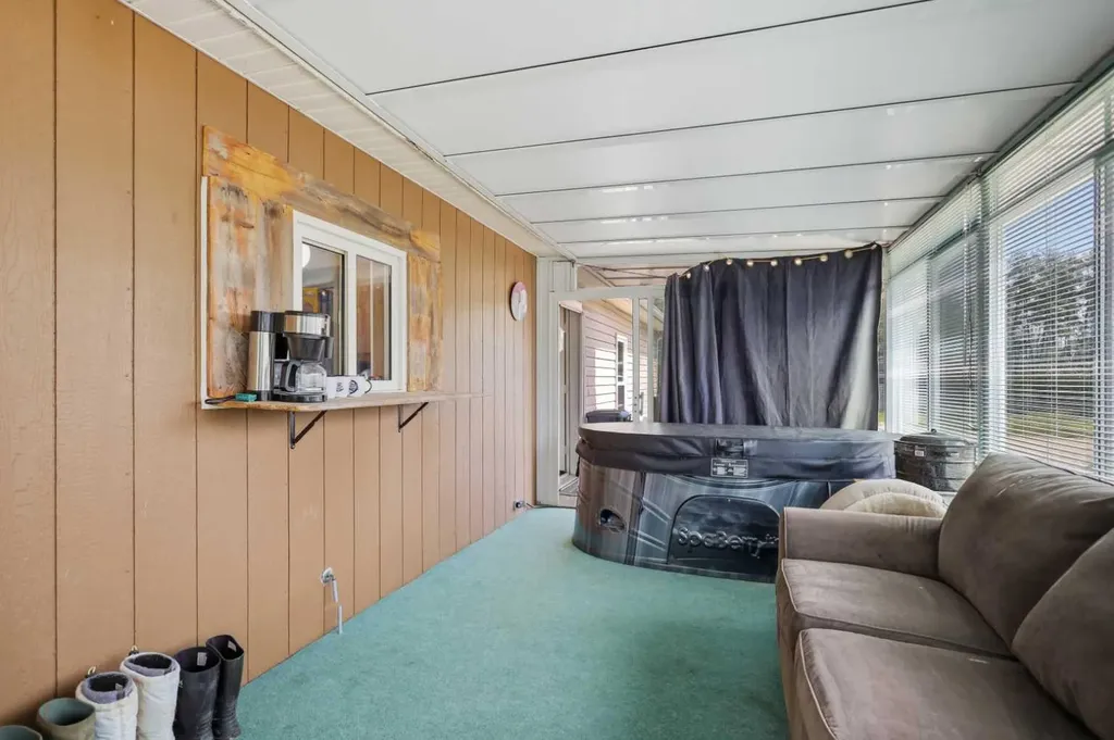 13047 Highway 53 Rimbey AB t0c2j0