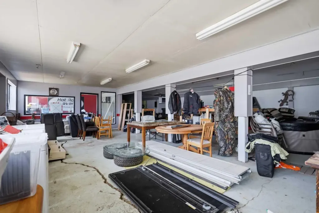 13047 Highway 53 Rimbey AB t0c2j0
