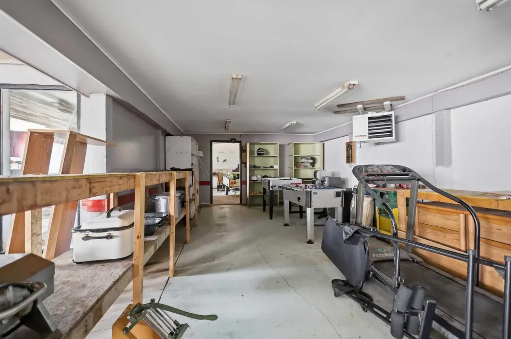 13047 Highway 53 Rimbey AB t0c2j0
